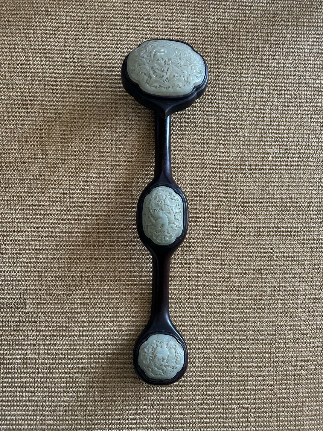 清 鸡翅木三镶玉如意