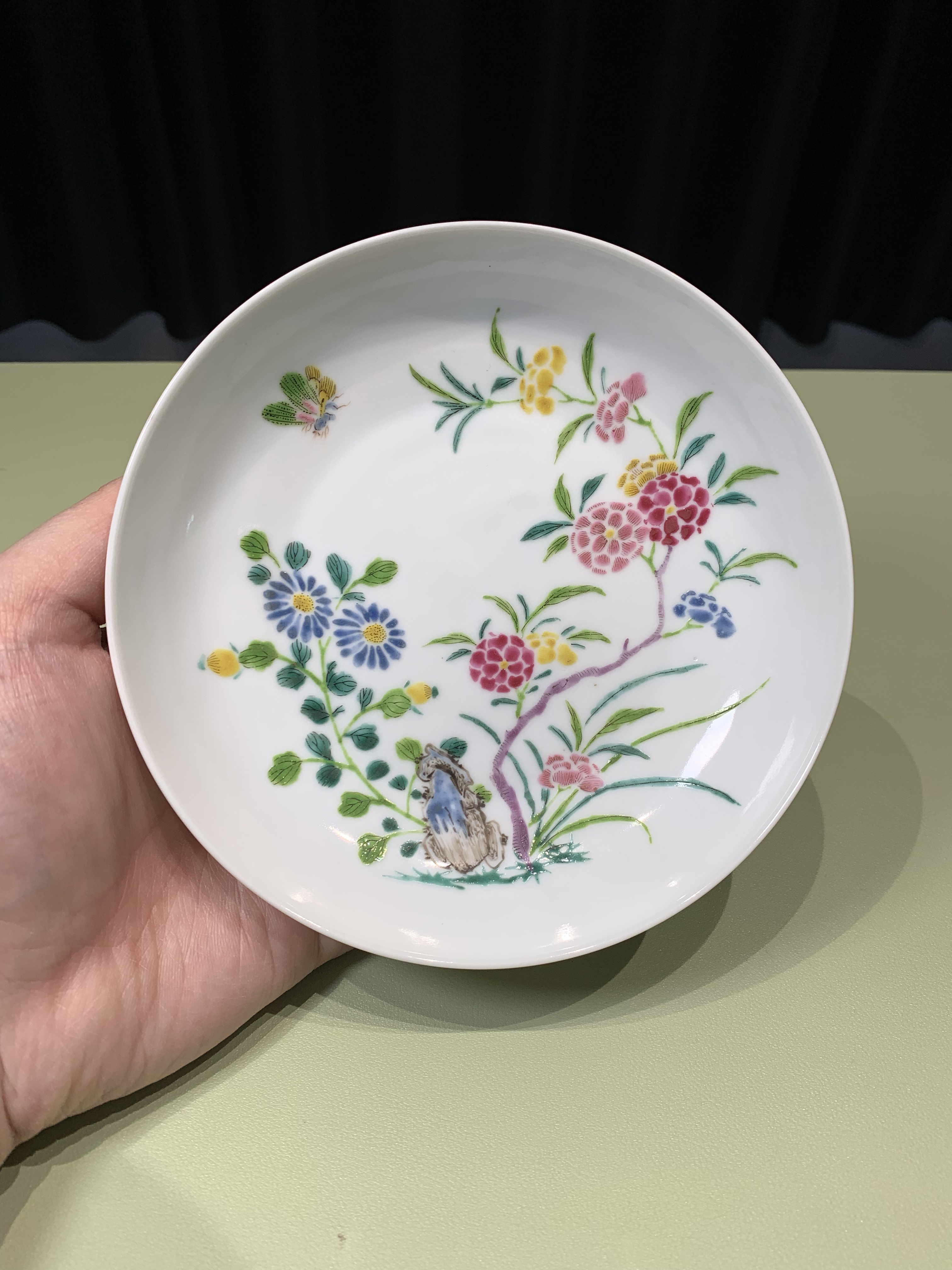 清雍正 粉彩花卉纹盘