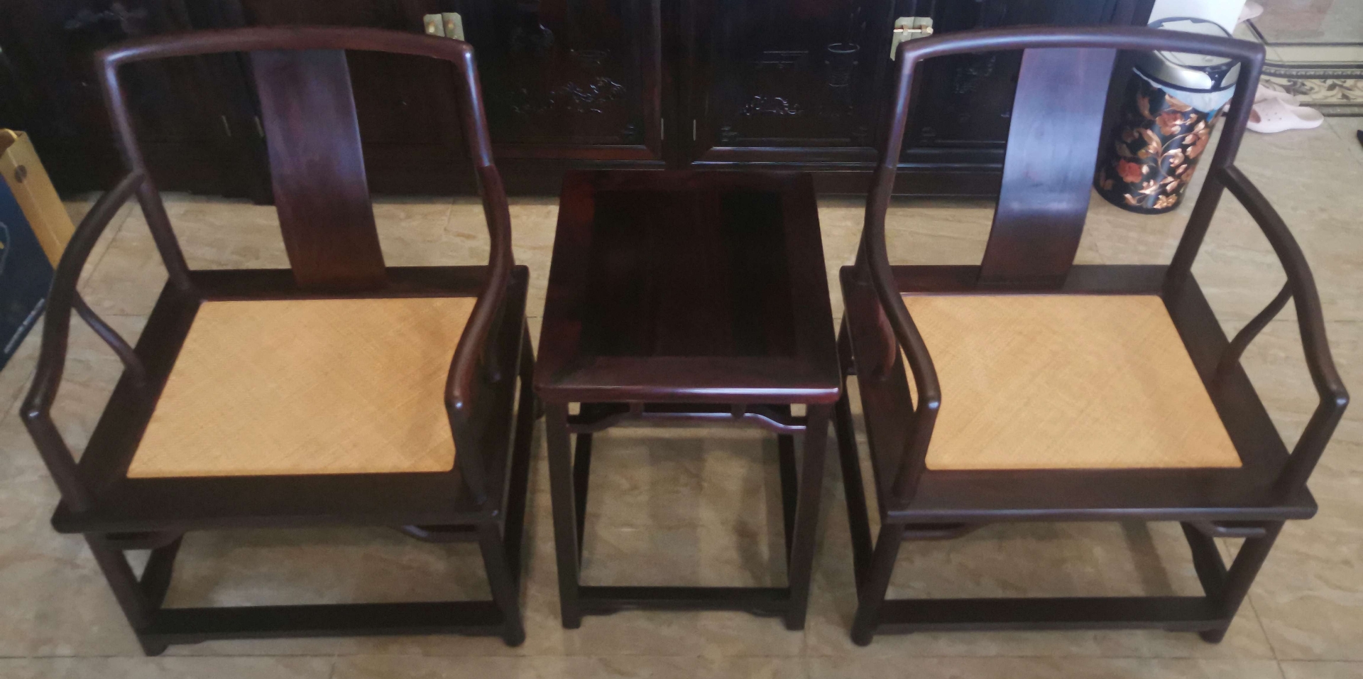 印度小叶紫檀圈椅三件套